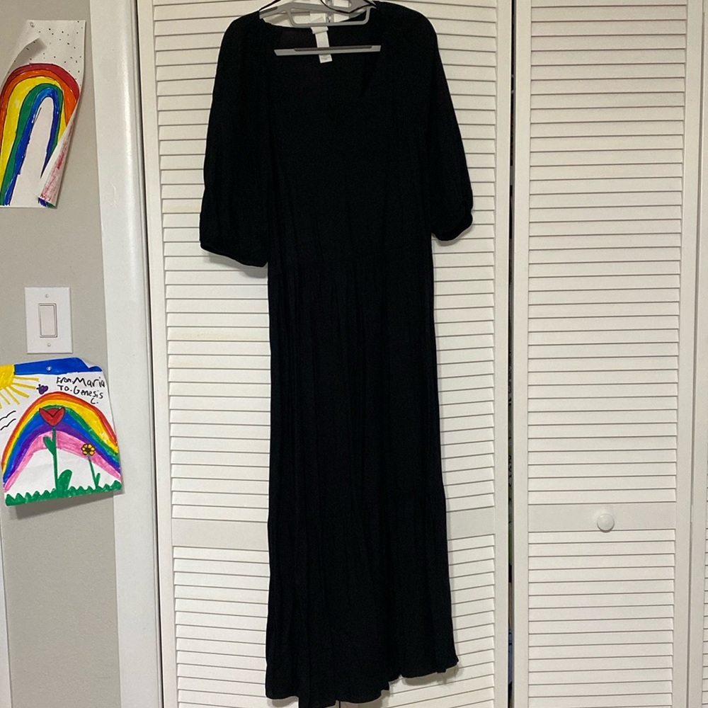 H&M maxi black v neck dress